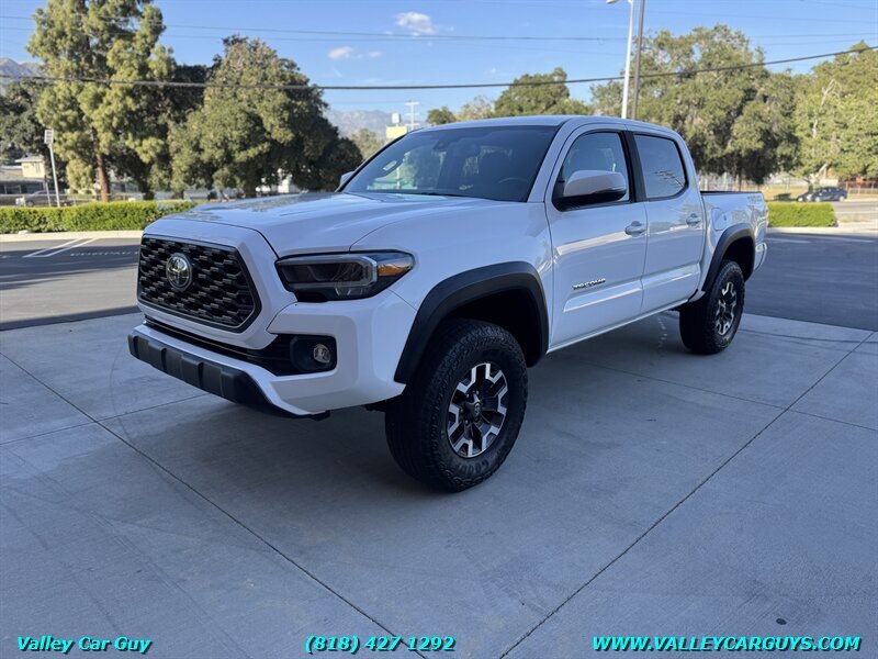 Used 2022 Toyota Tacoma TRD Off-Road w/ Technology Package RWD image 1
