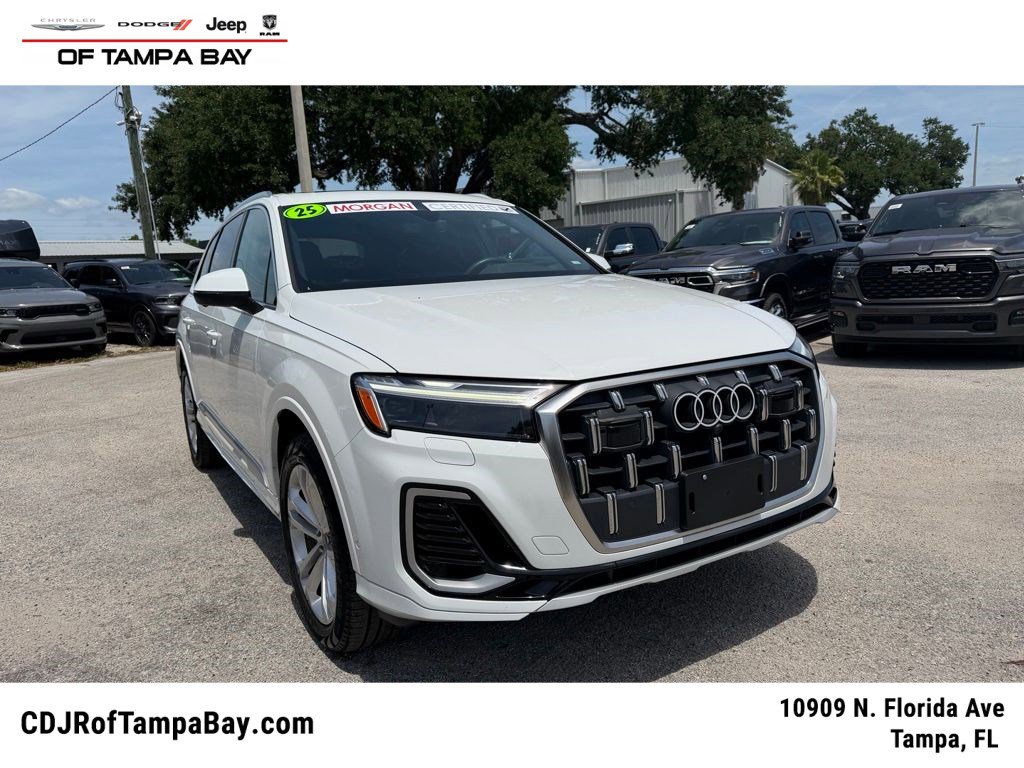 Used 2025 Audi Q7 3.0T Premium Plus AWD/4WD image 1