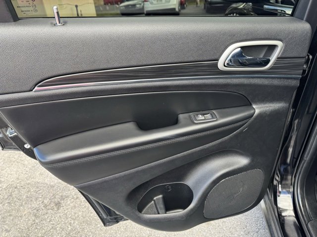 Used 2022 Jeep Grand Cherokee Limited w/ Tech Group image 13