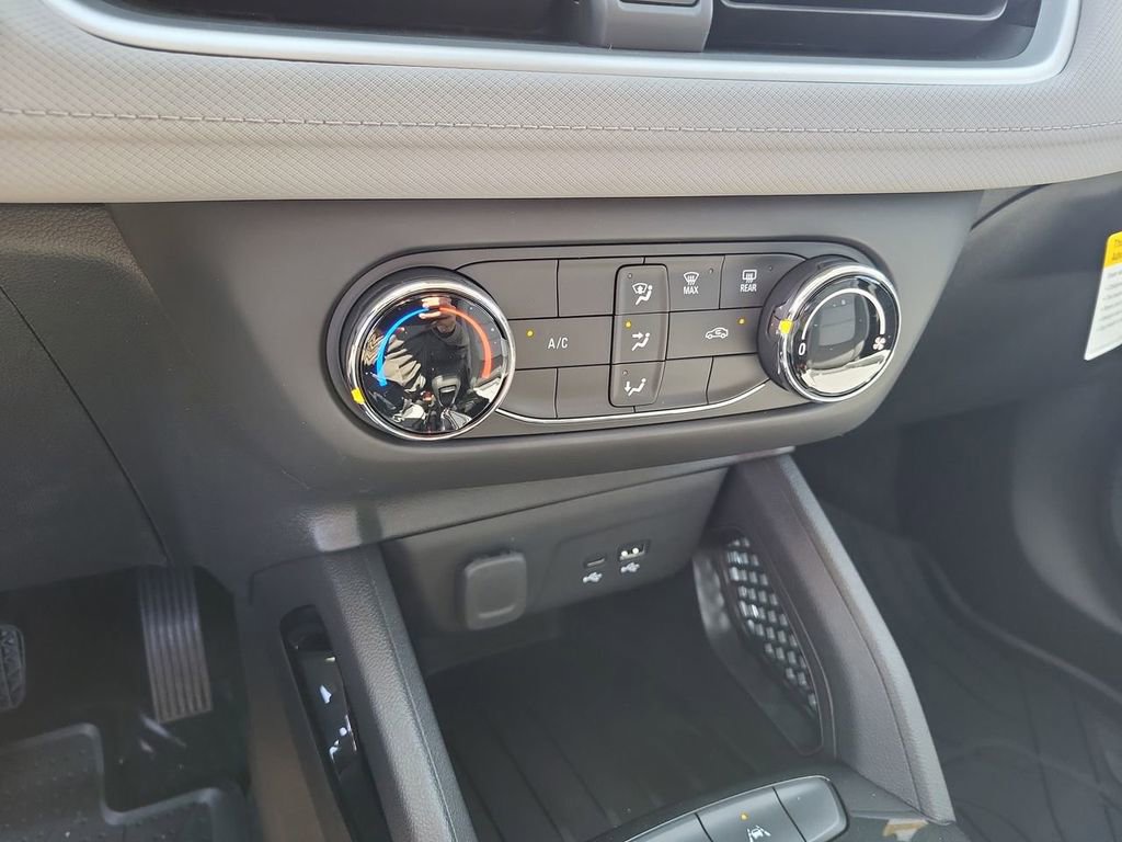 New 2026 Chevrolet TrailBlazer LS w/ LS Convenience Package FWD image 16