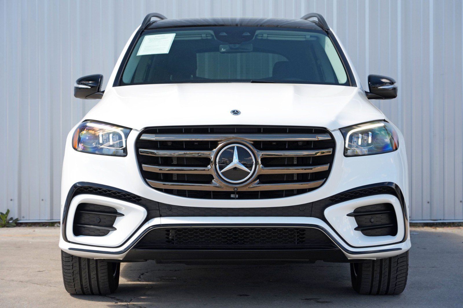 Used 2024 Mercedes-Benz GLS 580 4MATIC image 7