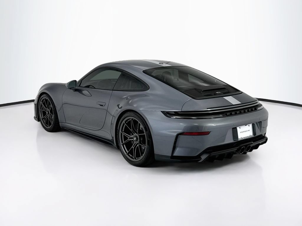 New 2026 Porsche 911 GT3 RWD image 3