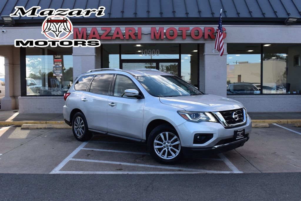 Used 2018 Nissan Pathfinder SV