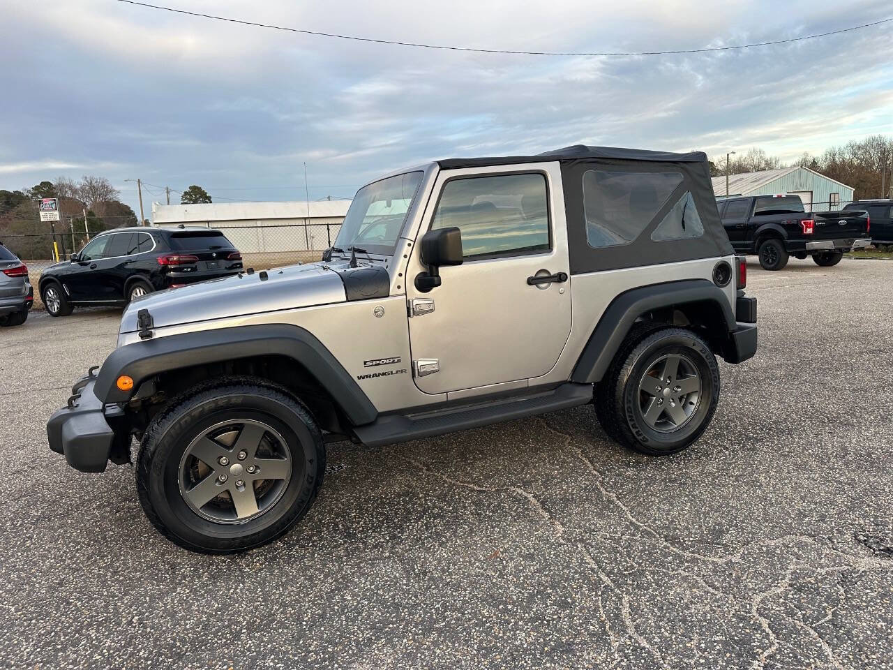 Used 2013 Jeep Wrangler Sport image 21