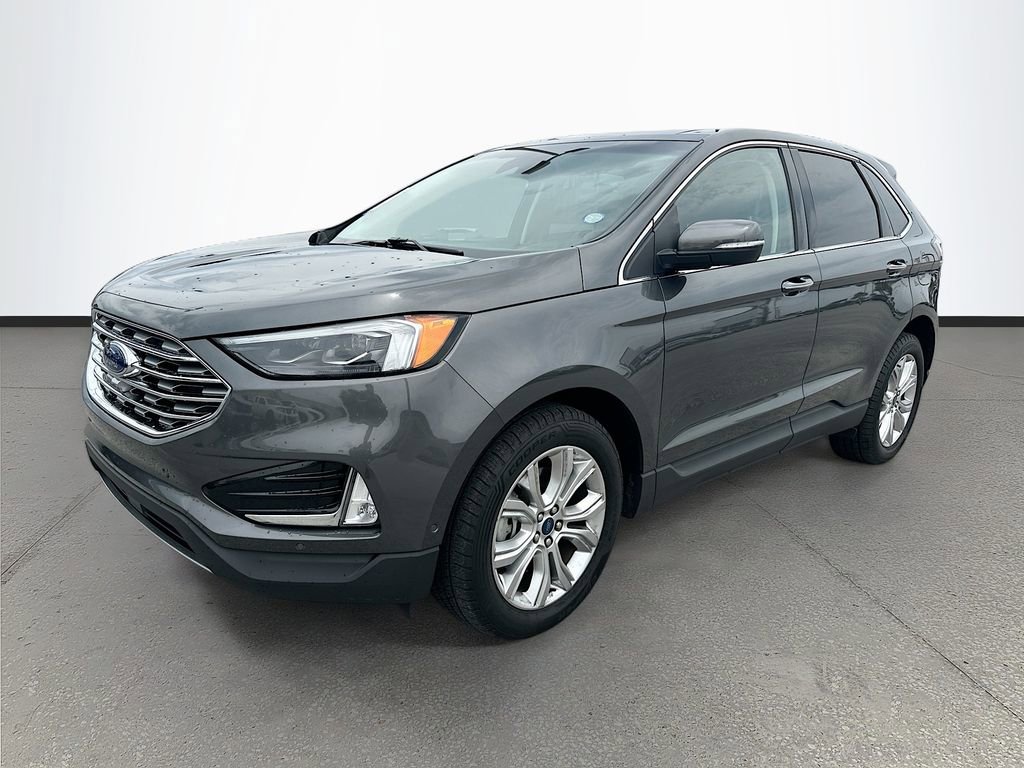 Used 2020 Ford Edge Titanium w/ Equipment Group 301A AWD/4WD image 3