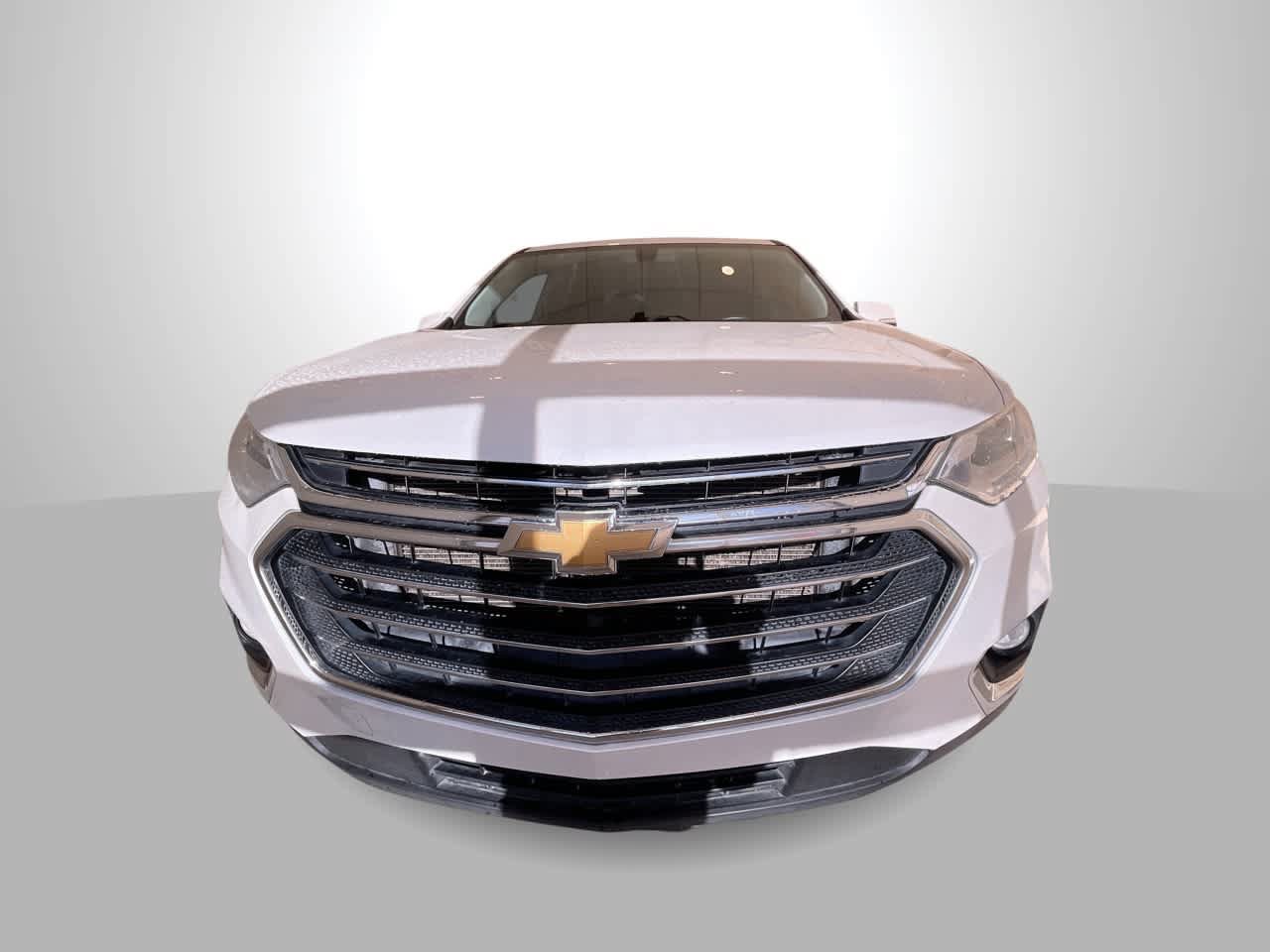 Used 2021 Chevrolet Traverse LT w/ LPO, Cargo Package AWD/4WD image 3
