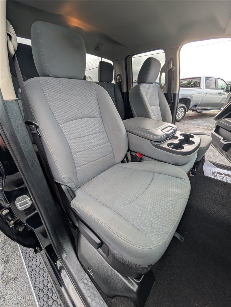 Used 2013 RAM 1500 Express AWD/4WD image 25