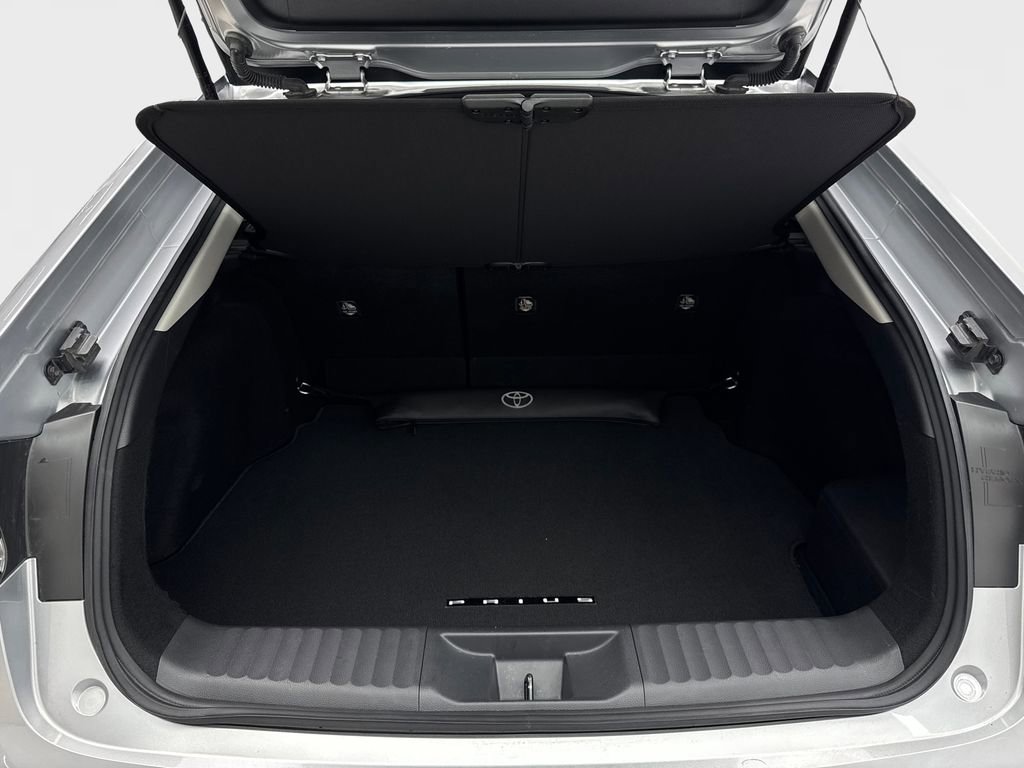 Used 2024 Toyota Prius LE image 79