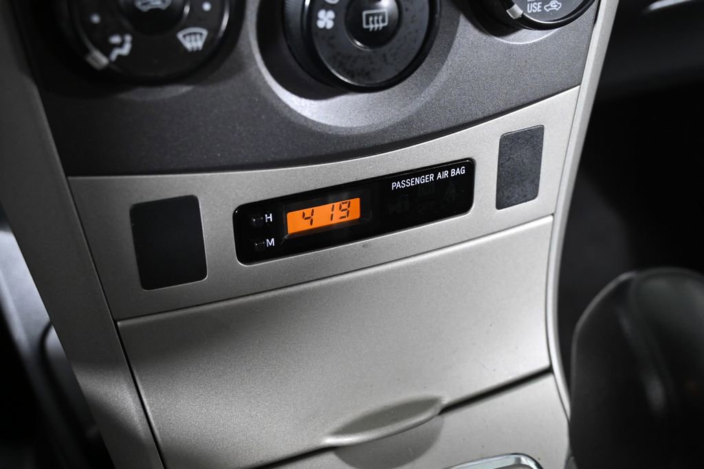 Used 2010 Toyota Corolla S image 16