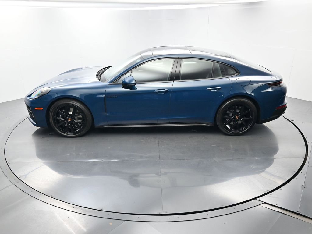 Certified 2026 Porsche Panamera 4 AWD/4WD image 36