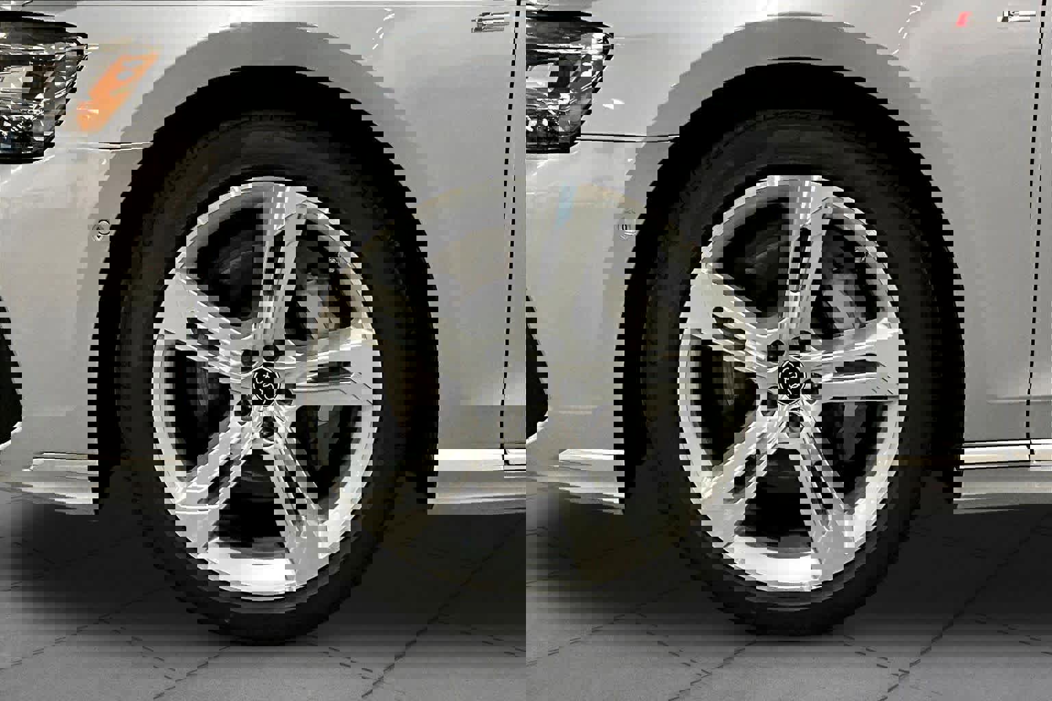 New 2026 Audi A8 L 3.0T image 11