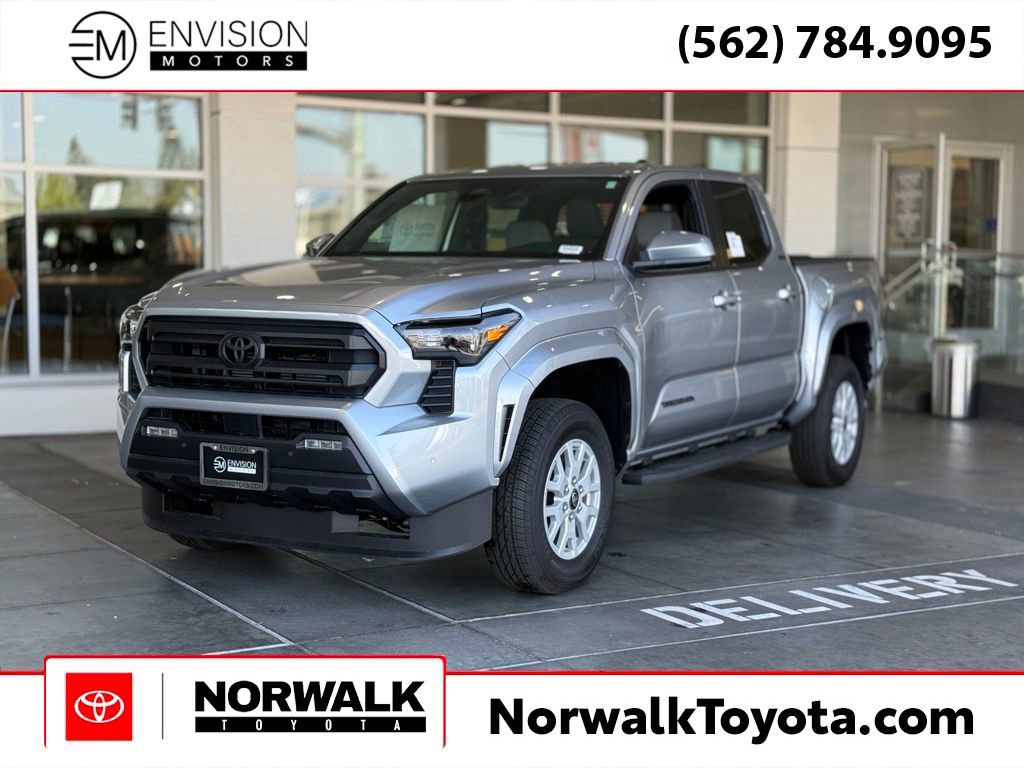 New 2025 Toyota Tacoma SR5