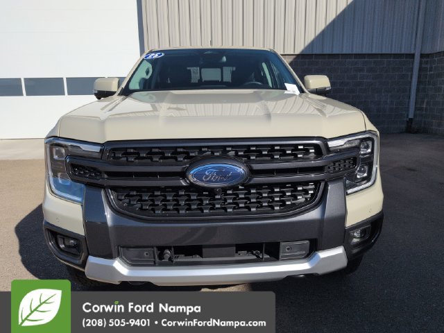 Used 2025 Ford Ranger Lariat w/ FX4 Off-Road Package AWD/4WD image 8