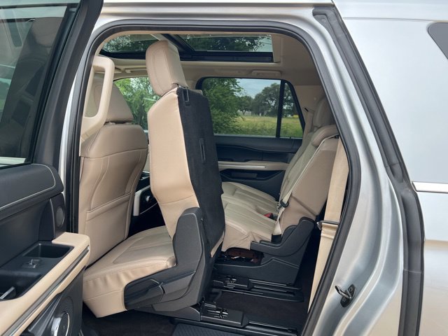 Certified 2023 Ford Expedition Max Limited RWD image 16
