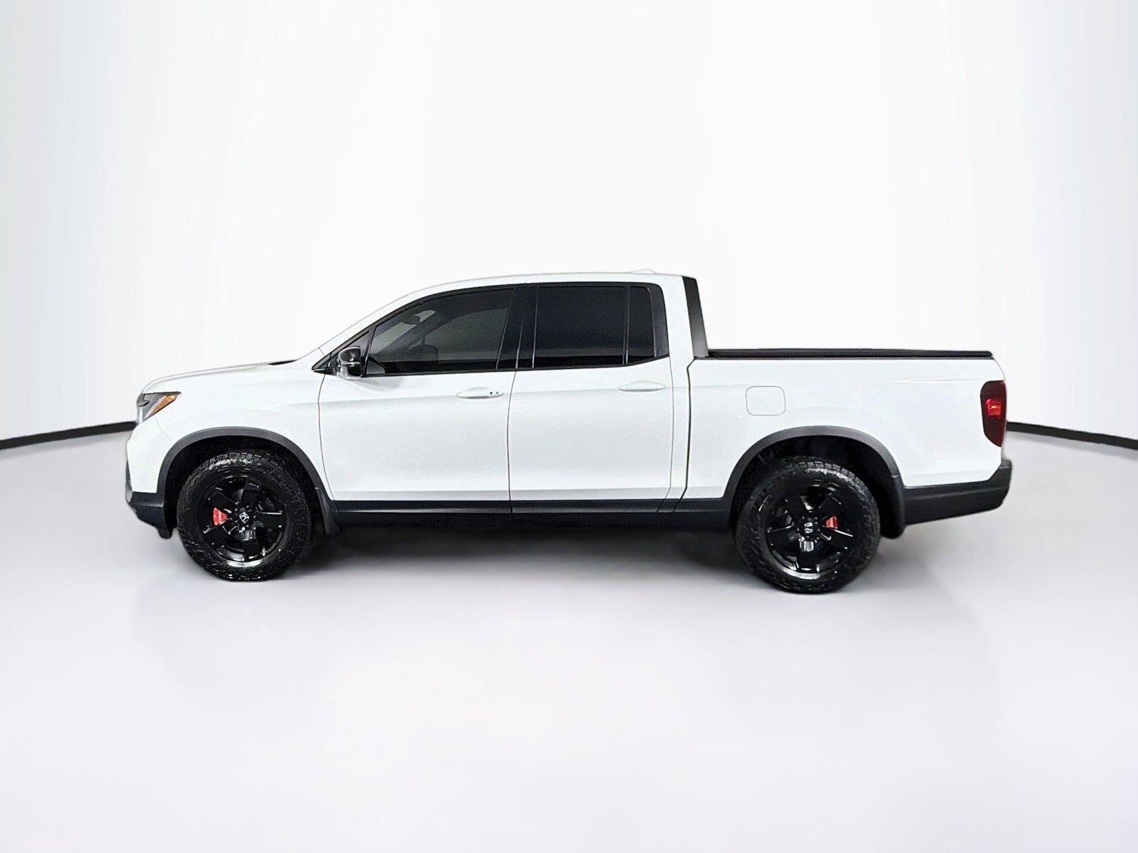 Used 2026 Honda Ridgeline Black Edition image 8