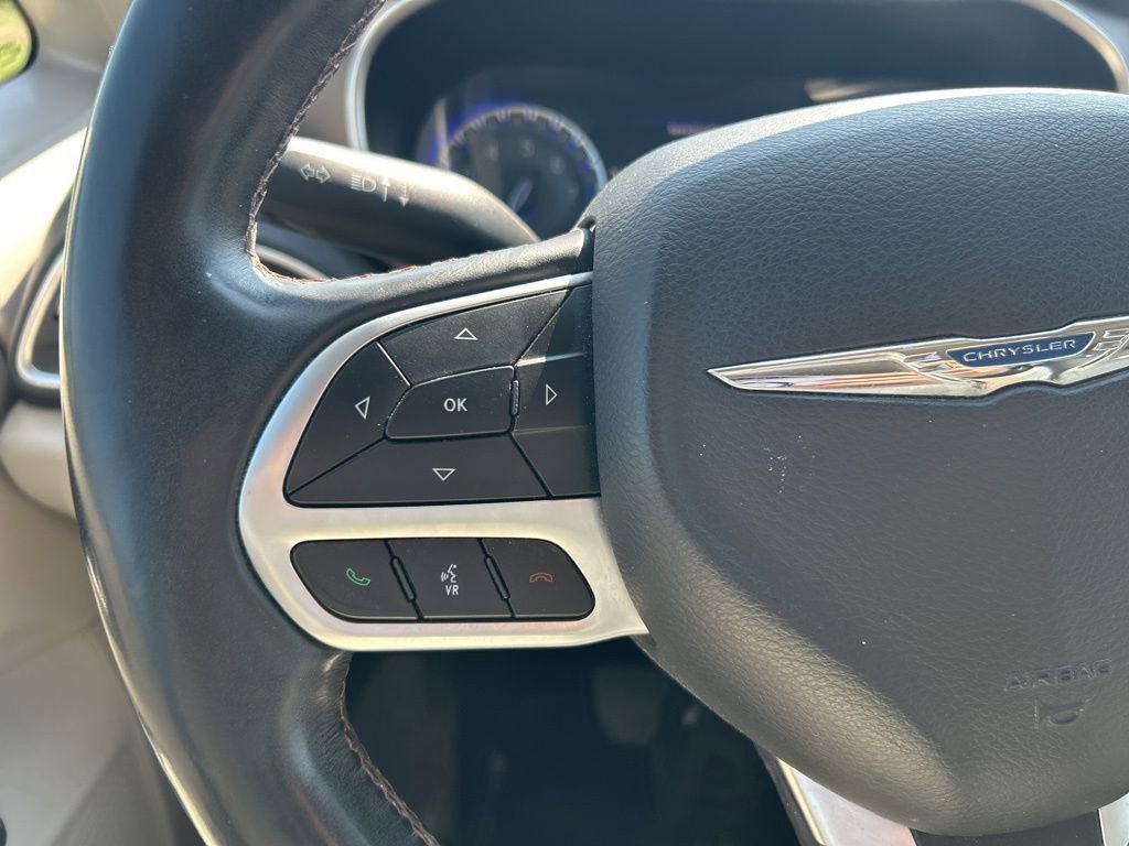 Used 2018 Chrysler Pacifica Touring-L Plus w/ Advanced Safetytec Group image 8