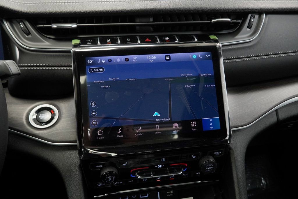 New 2025 Jeep Grand Cherokee L Limited image 23