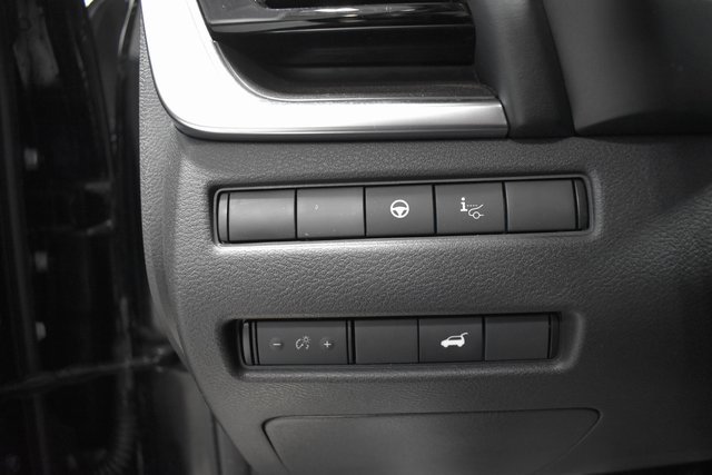 Certified 2023 Nissan Rogue Platinum w/ Platinum Premium Package image 19