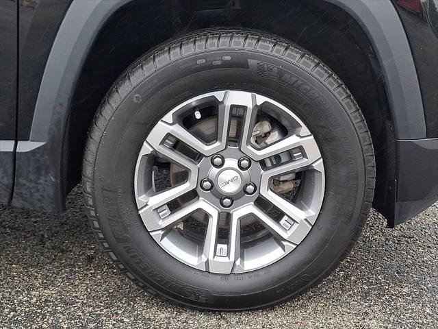 Used 2025 GMC Terrain Elevation AWD/4WD image 9