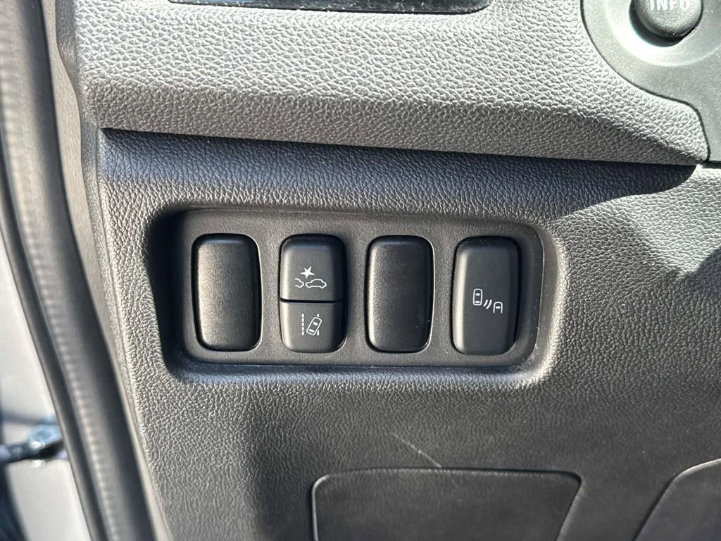 Used 2024 Mitsubishi Outlander Sport SE image 21