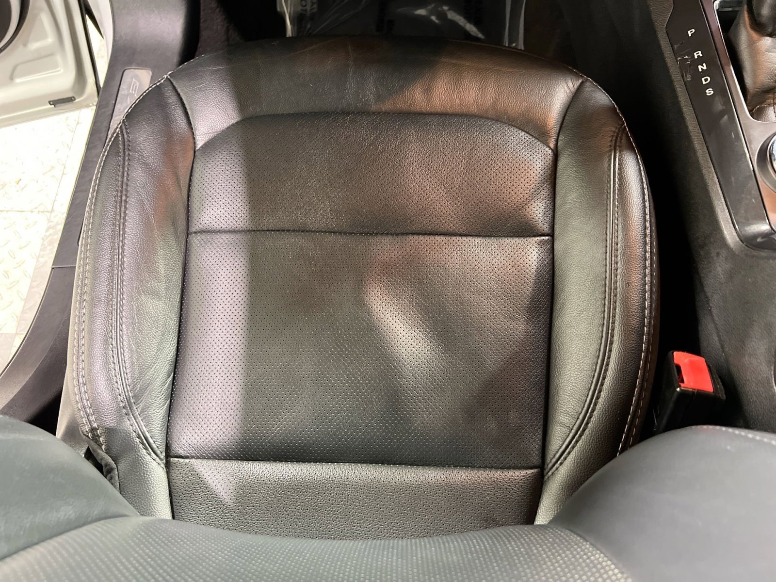 Used 2019 Ford Explorer Limited w/ Class III Trailer Tow Package image 22