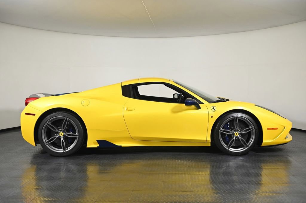 Certified 2015 Ferrari 458 Speciale A RWD image 10