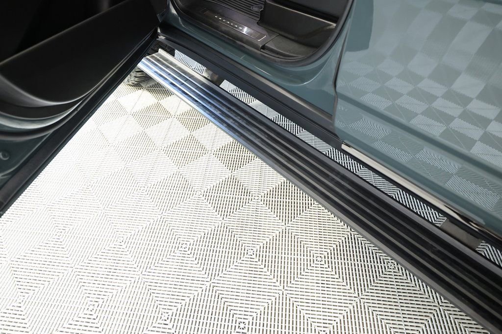 Used 2025 Cadillac Escalade V w/ LPO, Floor Liner Package image 20