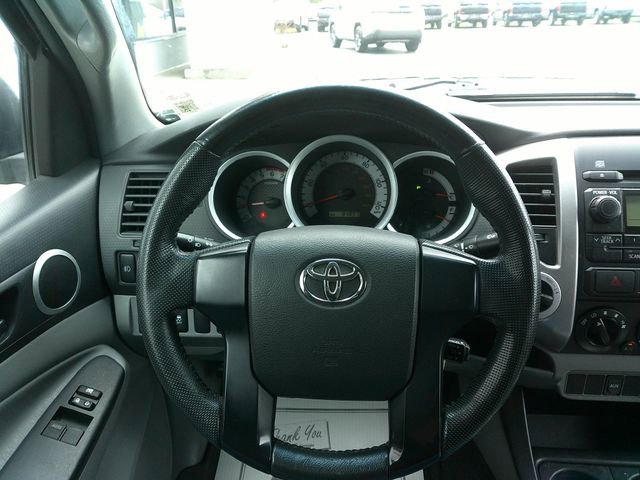 Used 2012 Toyota Tacoma 4x4 Access Cab V6 w/ SR5 Pkg image 12