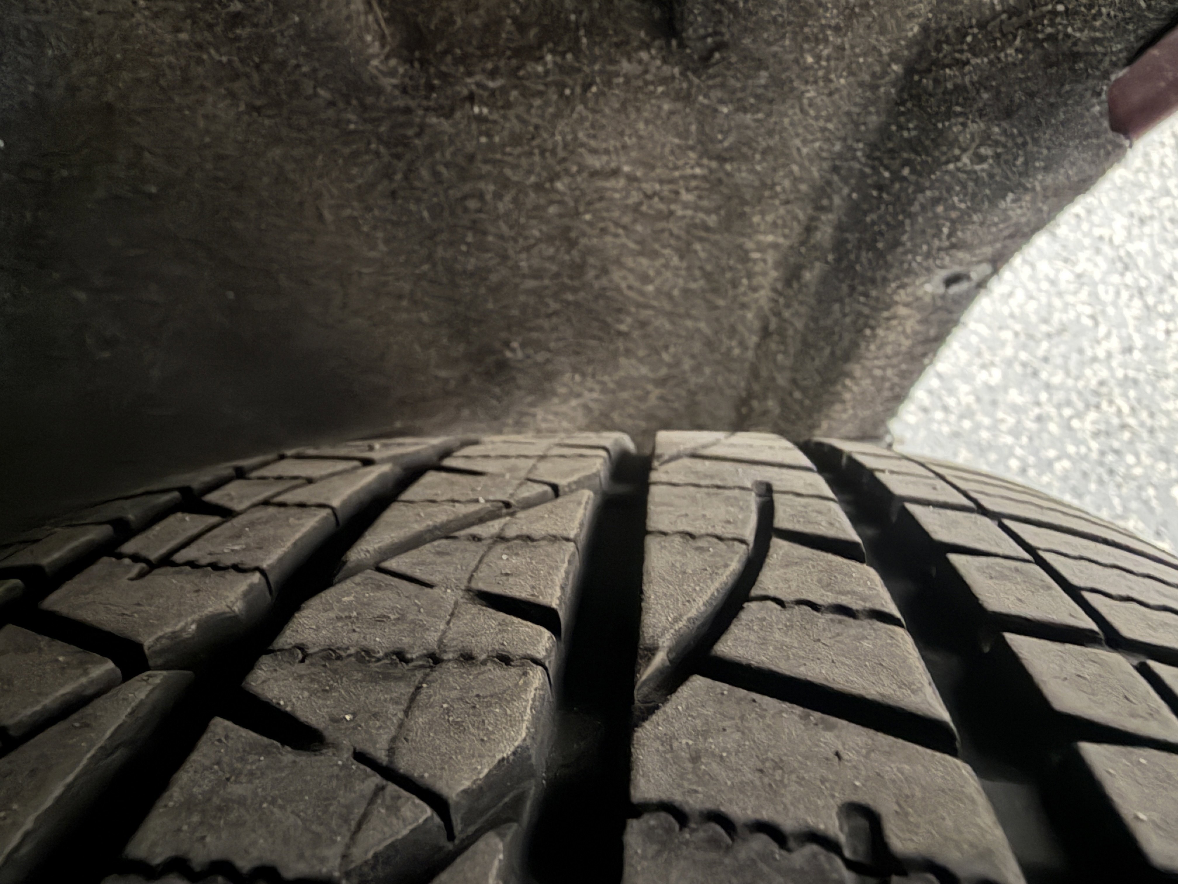 Used 2019 Chrysler Pacifica Touring-L Plus w/ Tire & Wheel Group image 33