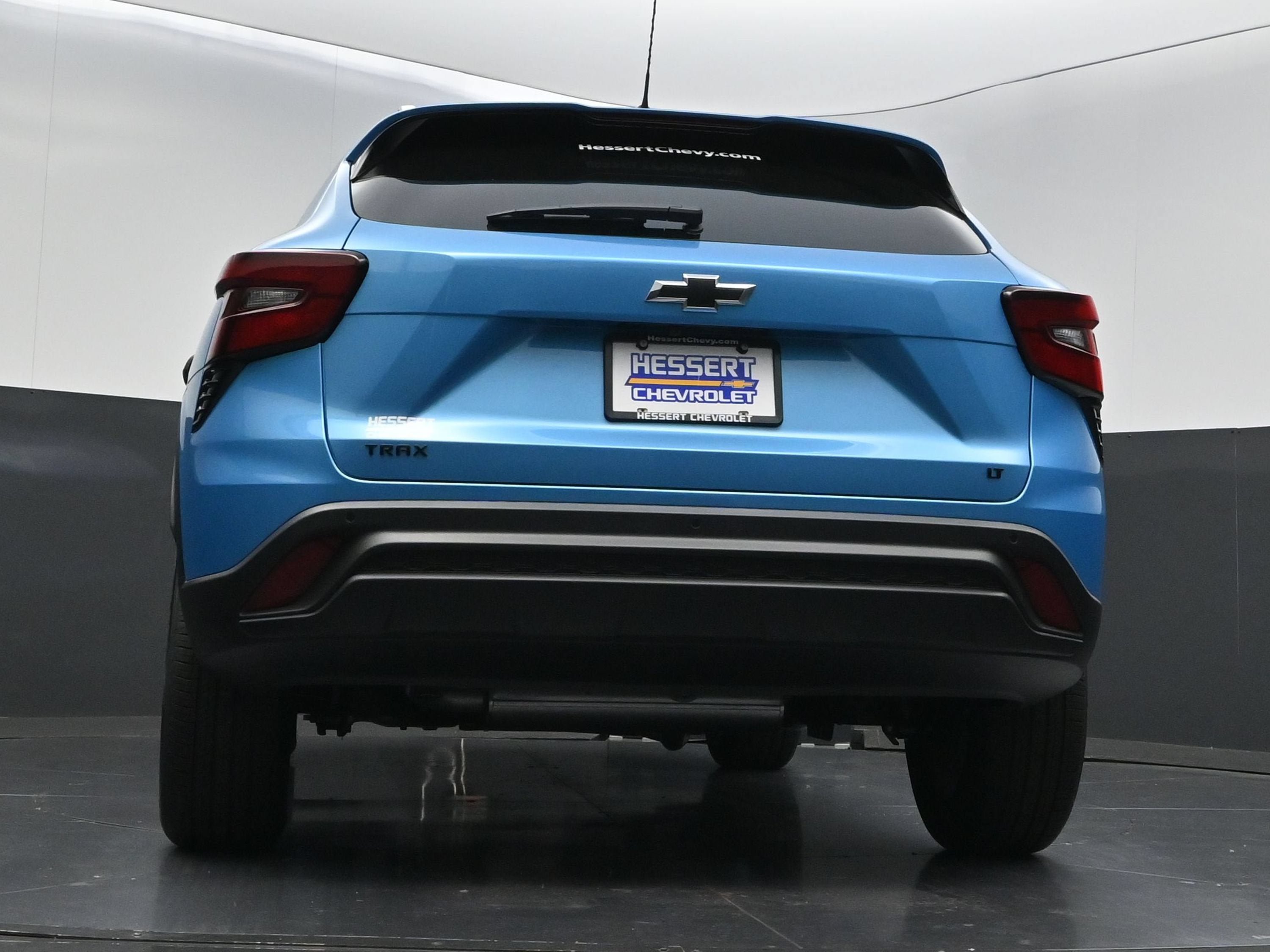 New 2026 Chevrolet Trax LT w/ Sunroof Package FWD image 44