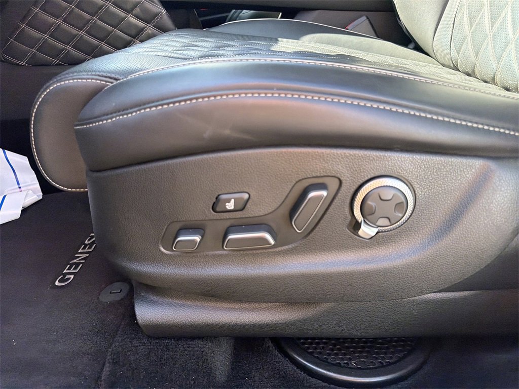 Used 2024 Genesis GV80 3.5T w/ Prestige Package image 14