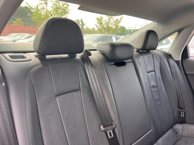 Used 2019 Audi A4 2.0T Premium FWD image 27