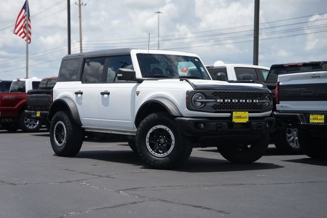 Certified 2023 Ford Bronco Badlands w/ Sasquatch Package AWD/4WD image 2