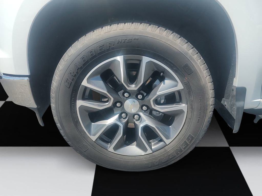 Used 2022 Chevrolet Silverado 1500 LT AWD/4WD image 14
