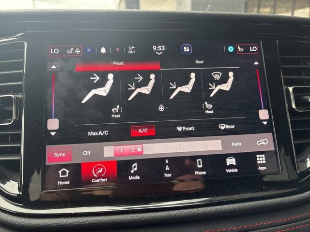 Used 2025 Dodge Durango GT AWD/4WD image 12