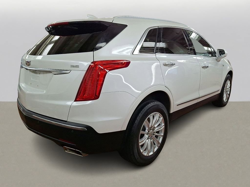 Used 2018 Cadillac XT5 AWD image 4