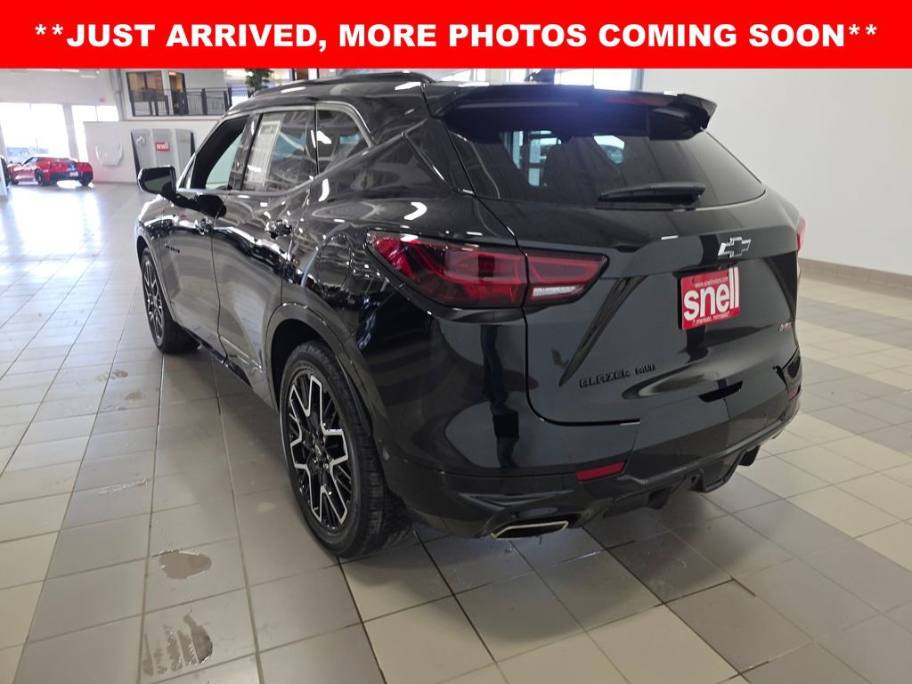 Used 2024 Chevrolet Blazer RS w/ Driver Confidence II Package image 3