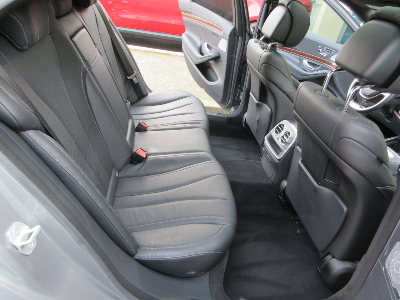Used 2015 Mercedes-Benz S 550 Sedan image 34