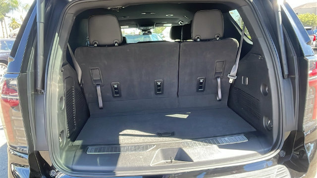 Used 2025 Chevrolet Tahoe Z71 AWD/4WD image 32