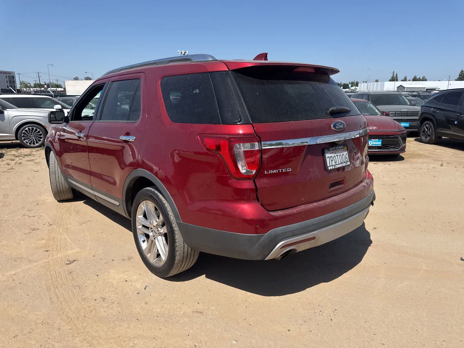 Used 2016 Ford Explorer Limited FWD image 4