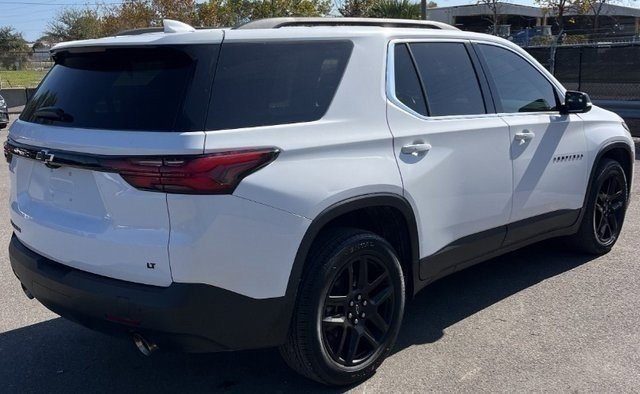 Used 2022 Chevrolet Traverse LT image 6