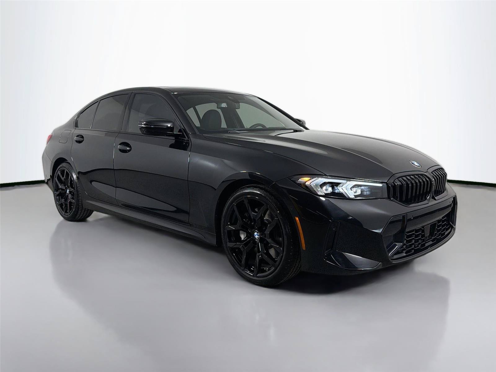 New 2026 BMW 330i Sedan w/ M Sport Package RWD image 3