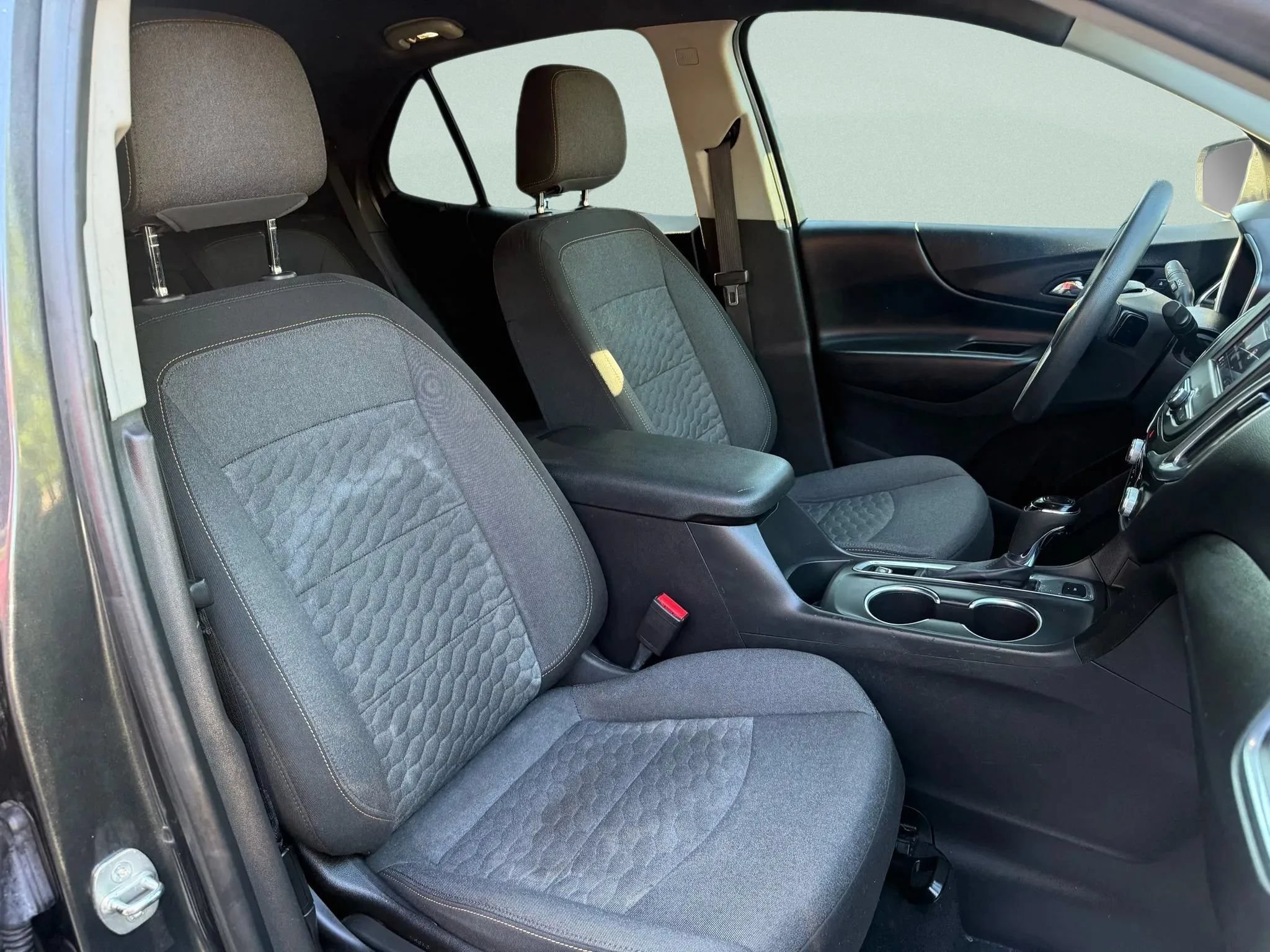 Used 2021 Chevrolet Equinox LT AWD/4WD image 44