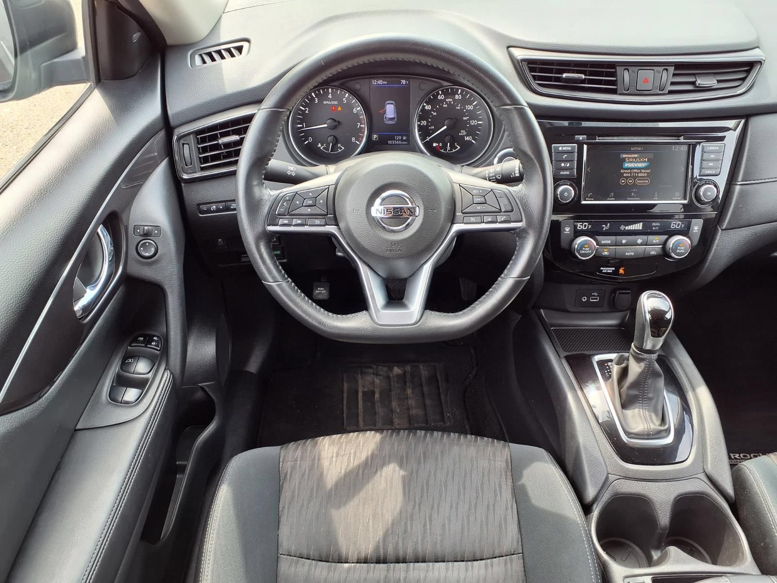 Used 2018 Nissan Rogue SV AWD/4WD image 13