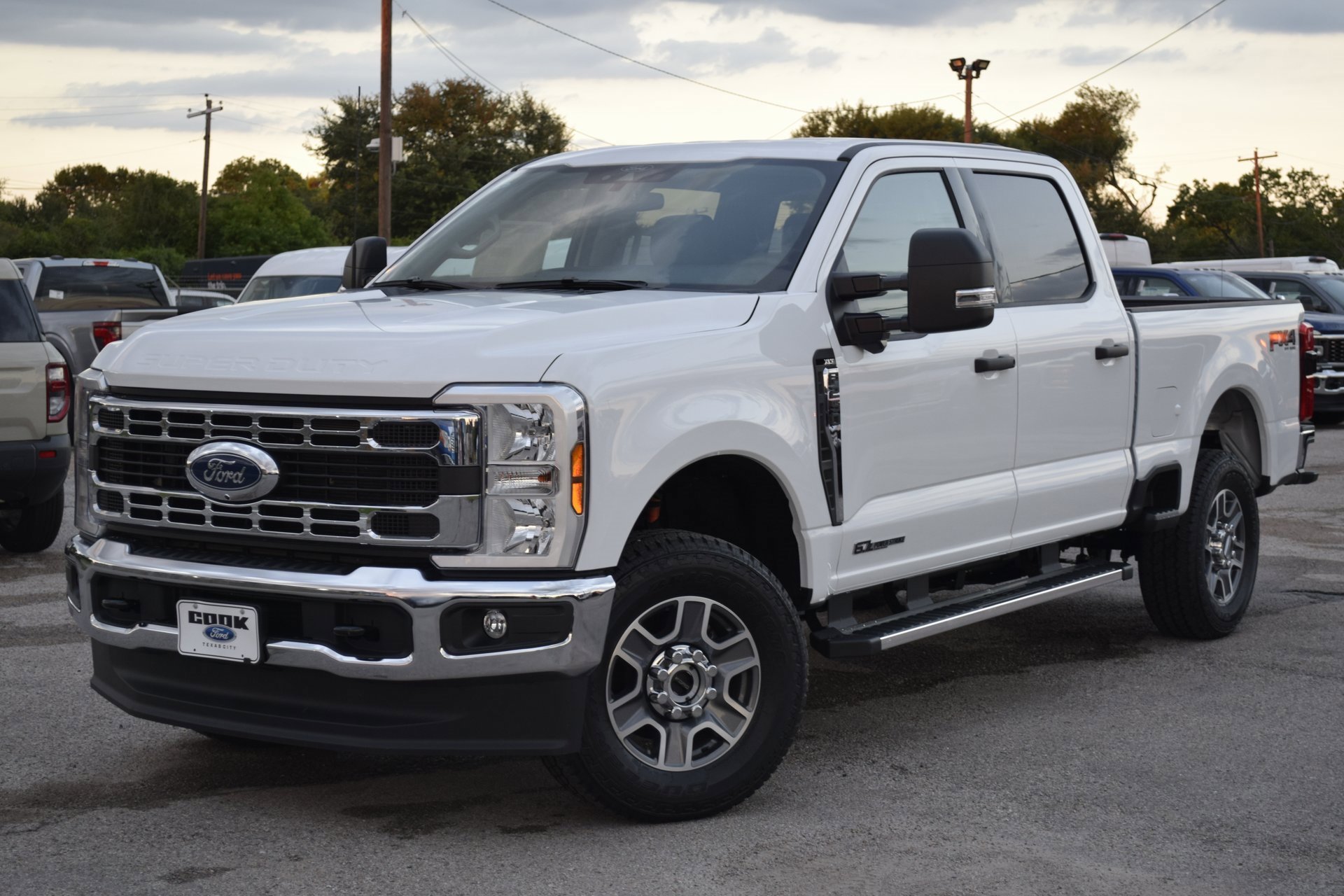 New 2025 Ford F250 XLT w/ 360-Degree Camera Package