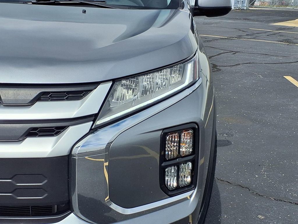 Used 2021 Mitsubishi Outlander Sport ES image 28