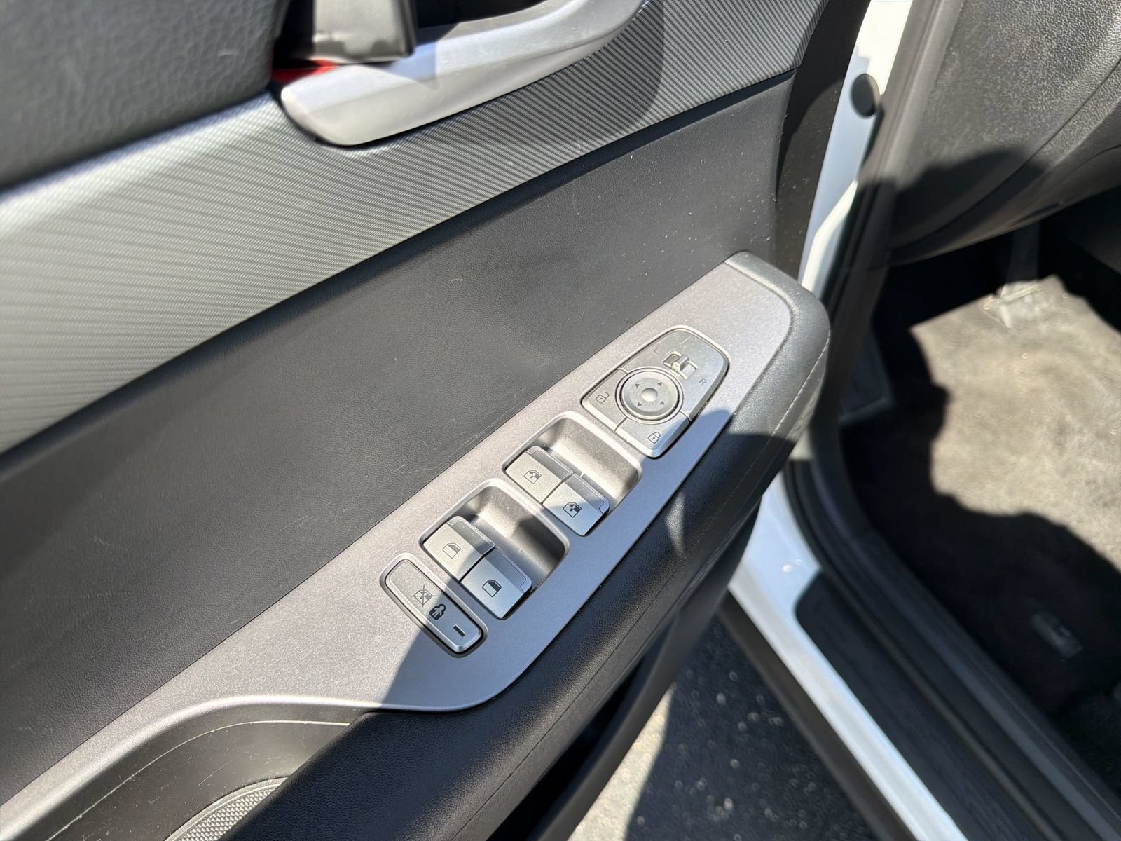 Certified 2025 Hyundai Palisade SEL AWD/4WD image 16