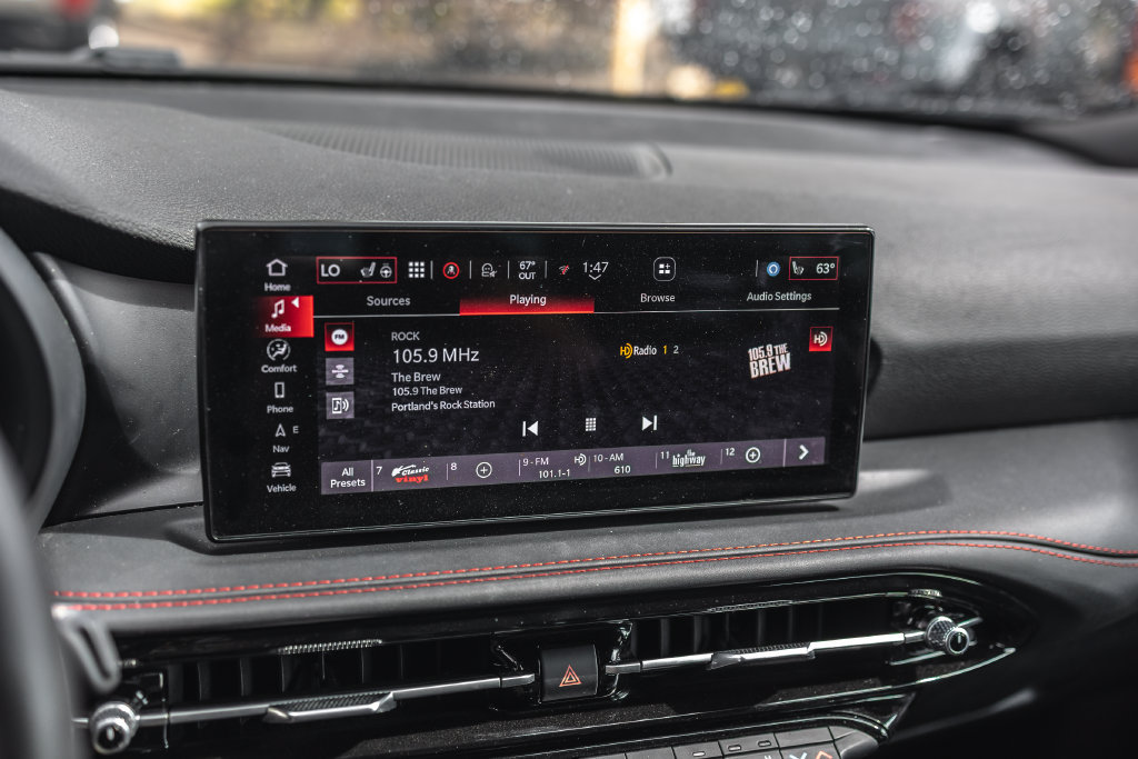 Used 2024 Dodge Hornet R/T Plus AWD/4WD image 12