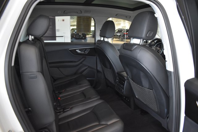 Used 2023 Audi Q7 3.0T Premium Plus AWD/4WD image 40