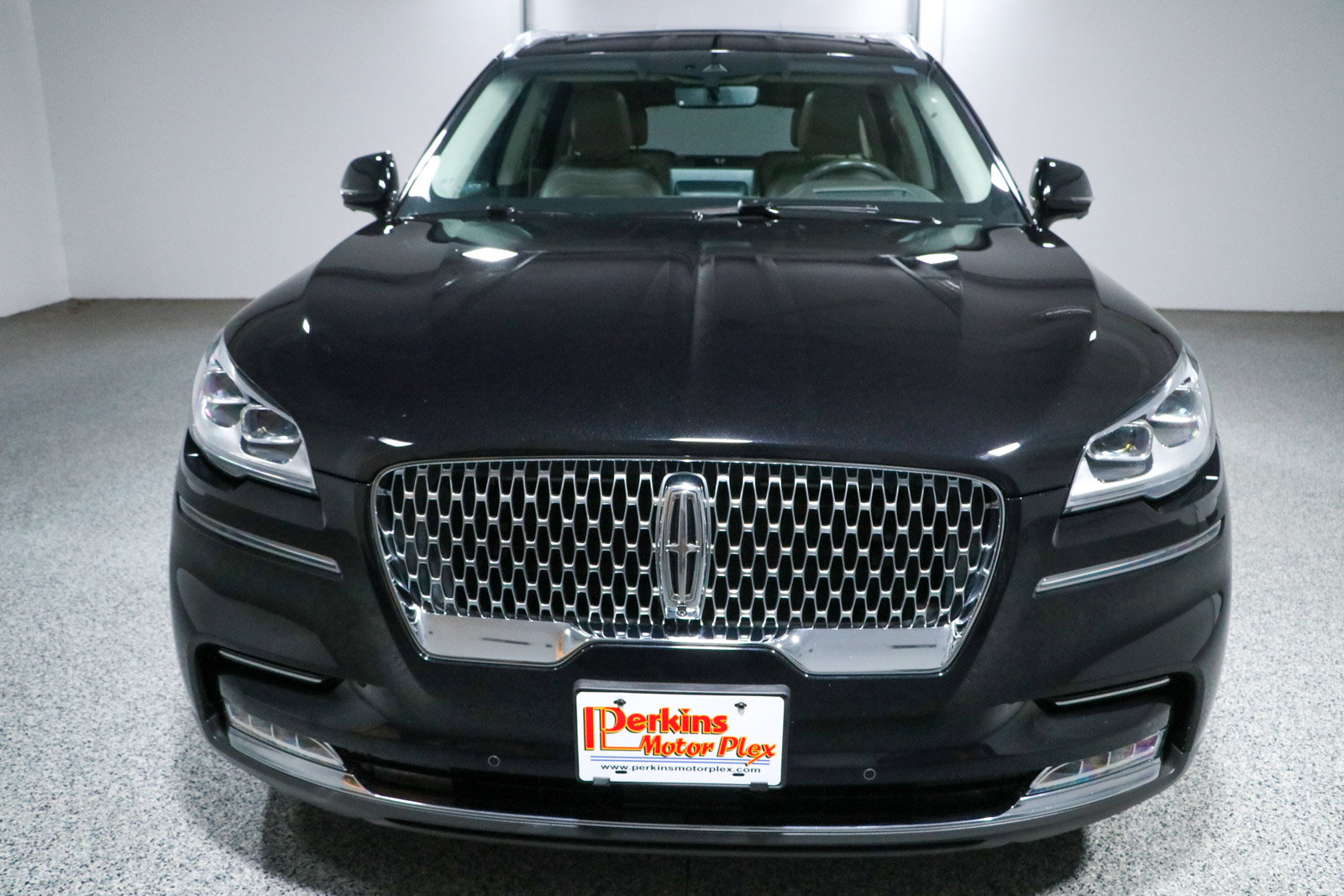 Used 2023 Lincoln Aviator Reserve w/ Equipment Group 201A RWD image 4